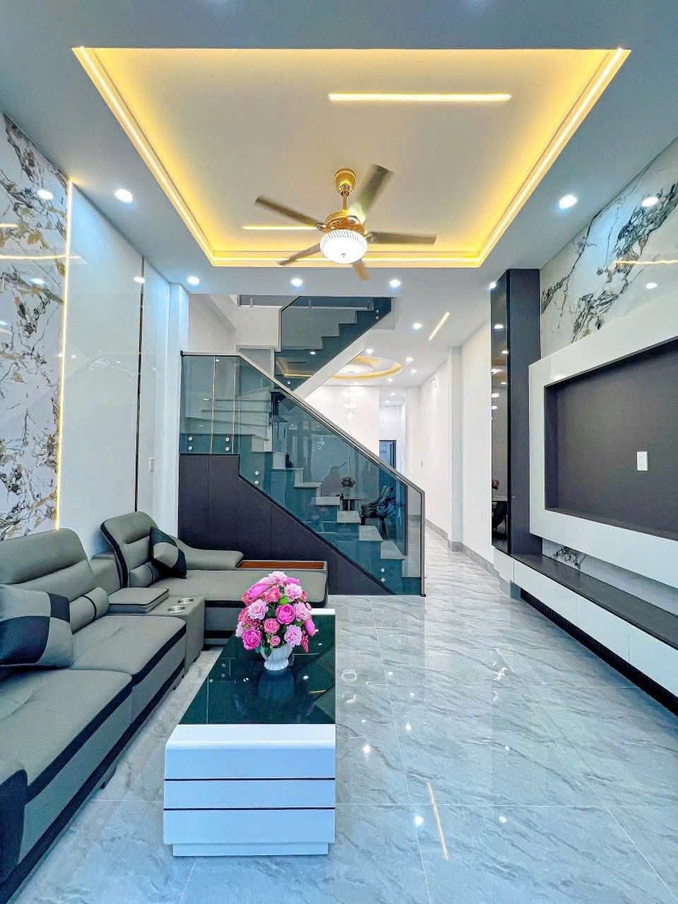 BÁN NHÀ 4 TẦNG THÀNH THÁI ĐÚC BTCT- 66M2 HẺM NHỰA XE TĂNG - 14.8TỶ THƯƠNG LƯỢNG.